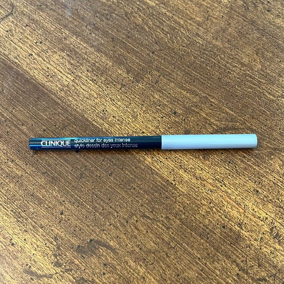 Clinique Other - Clinique Quickliner for Eyes